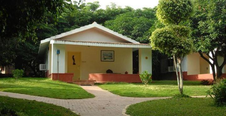 Pragati Resorts Kundakal Exterior foto